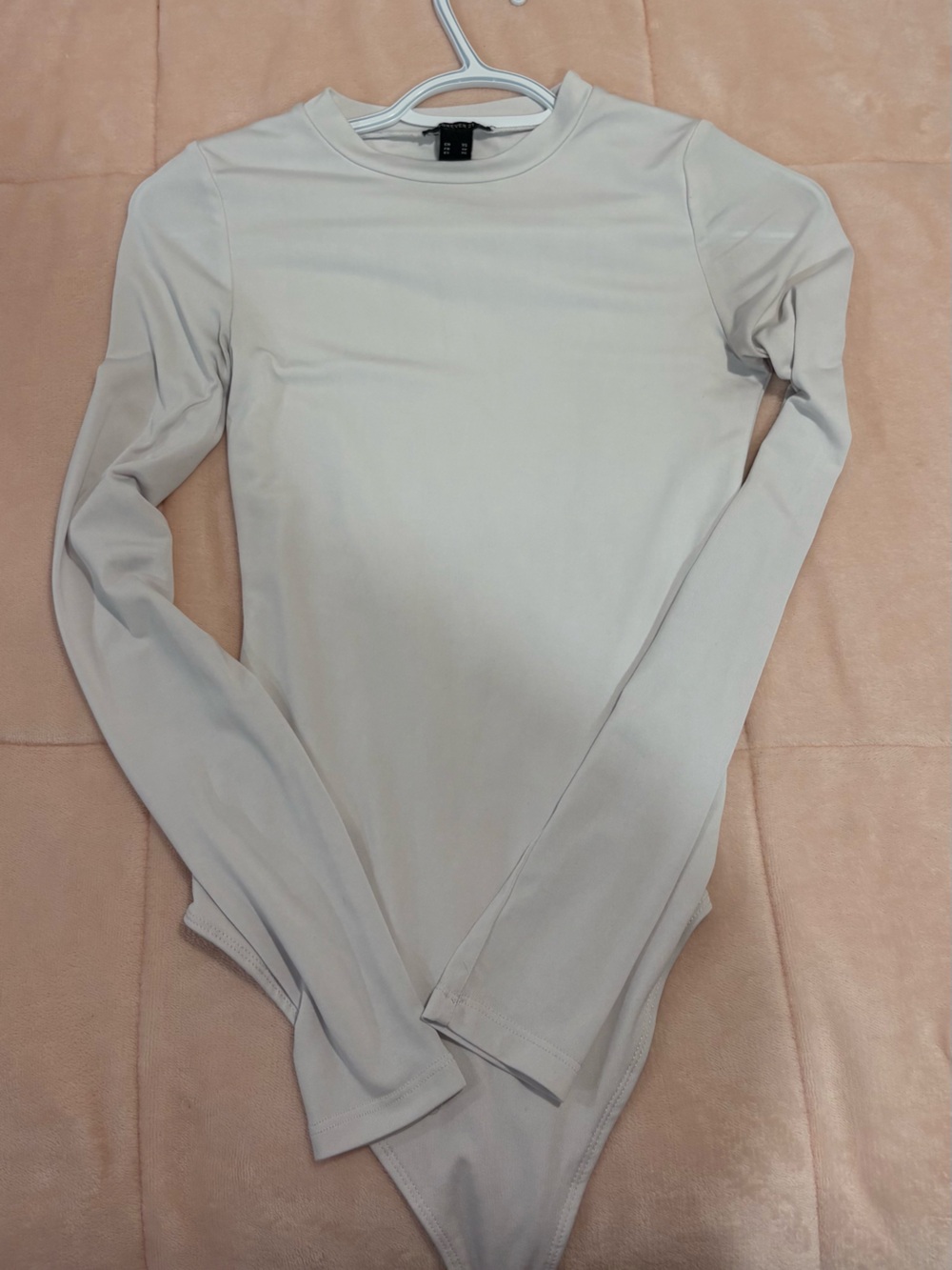 Forever 21 Light Gray Crewneck Long Sleeve Bodysuit
